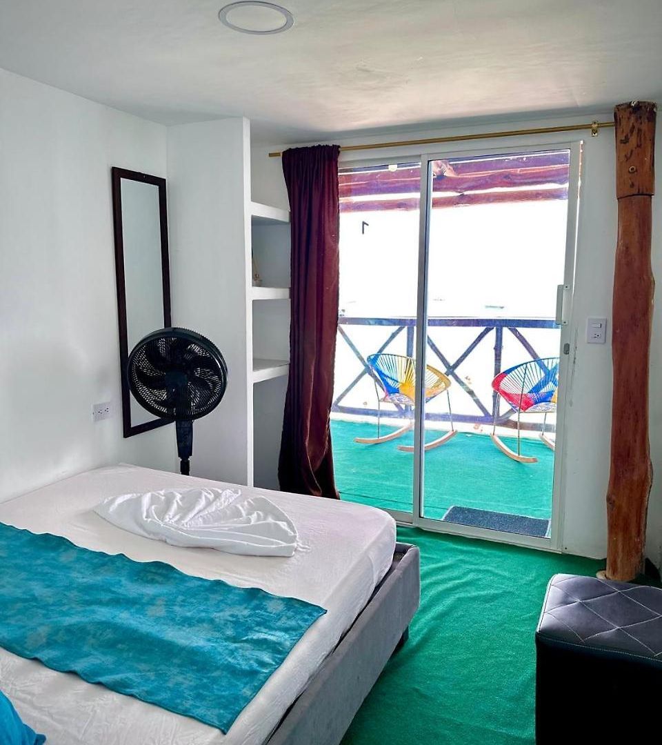 Manda Paradise House Hotel