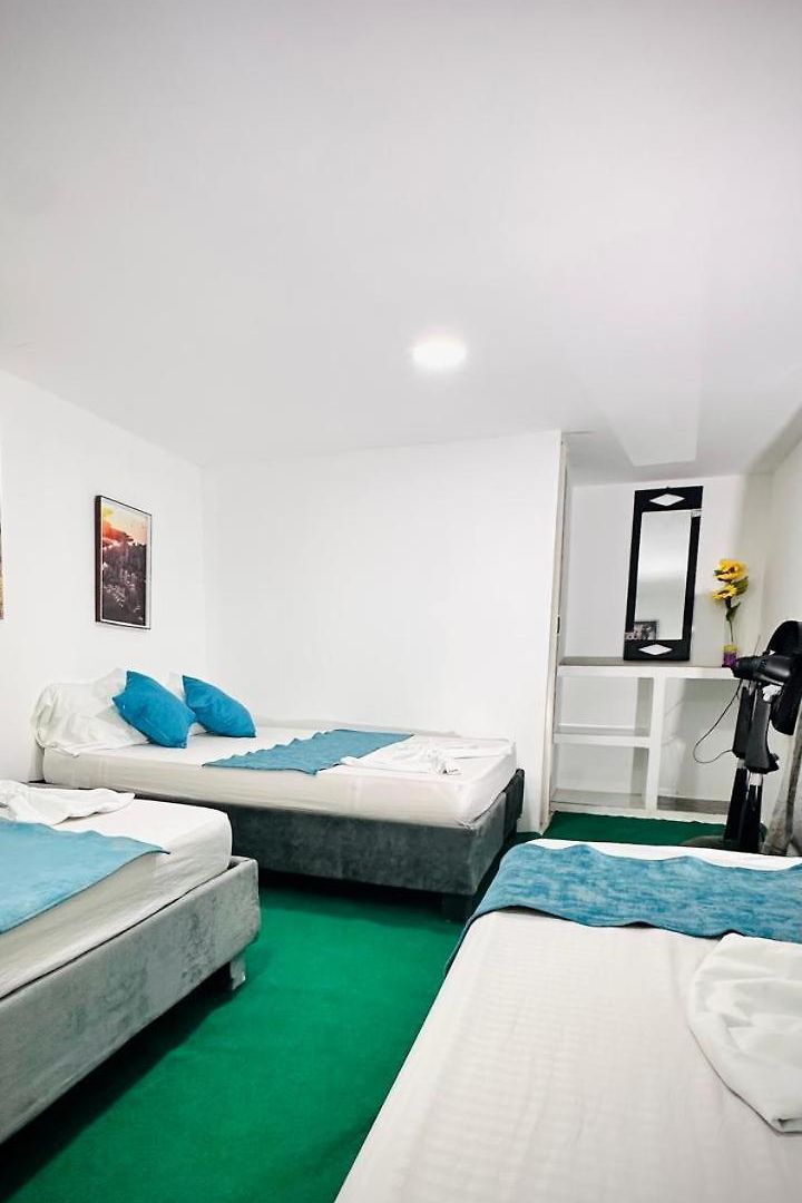 Manda Paradise House *